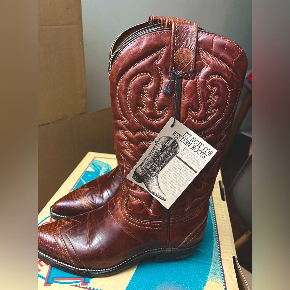 Ladies Cowboy Boots